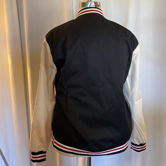 SHEIN Bomber Jacket with front snap closure and embroidered logos - Picture 4 of 7